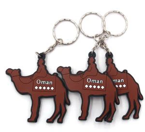 3d privjesak za ključeve oblika deve s ispisanim logotipom